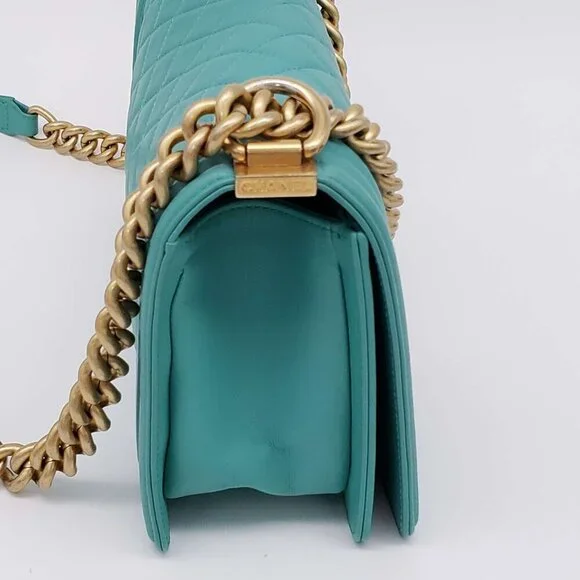 CHANEL Boy Green Leather Shoulder Bag 2650-080524 - Picture 7 of 16